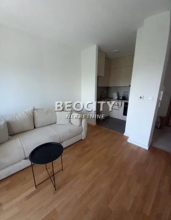 Izdavanje, jednosoban stan, 29m², Novo naselje, Novi Sad