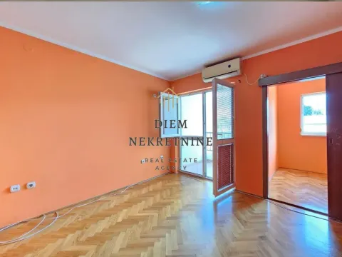 Prodaja, stan, 33m², Centar, Bar - image 10