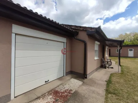 Prodaja, kuća, 313m², Peščara, Subotica - image 51