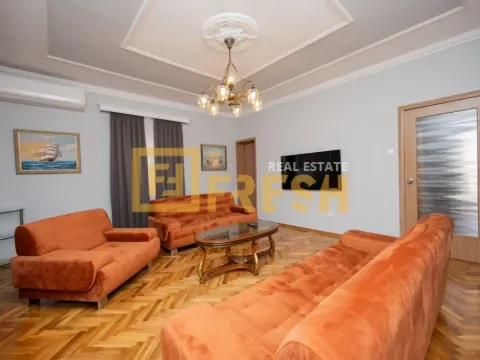 Izdavanje, kuća, 80m², Centar, Podgorica - image 6