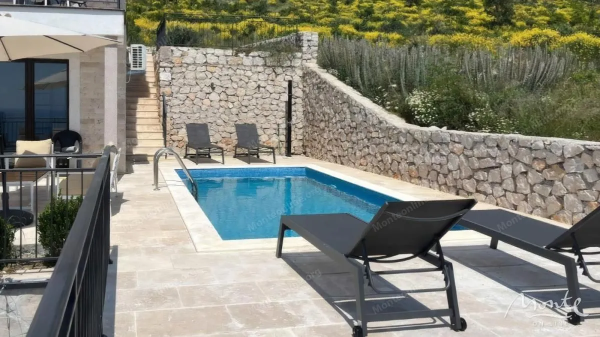 Prodaja, kuća, 203m², Reževići, Budva