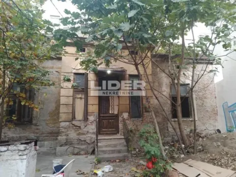 Prodaja, kuća, 101m², Vračar Hram, Vračar Sve Podlokacije - image 2