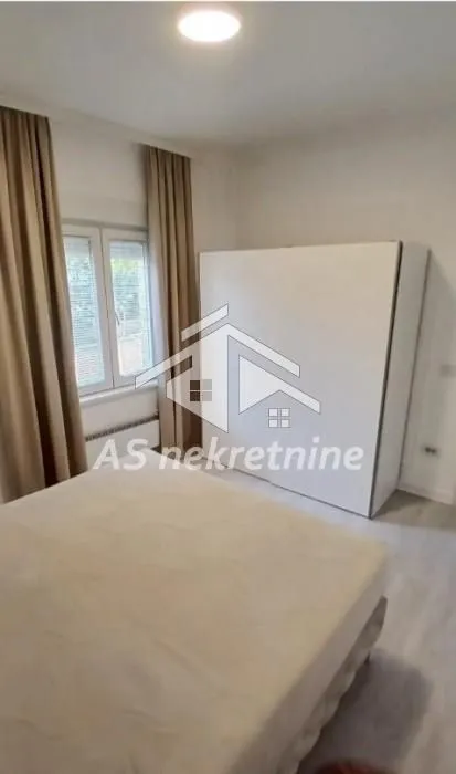 Izdavanje, trosoban stan, 61m², Trošarina, Voždovac Sve Podlokacije