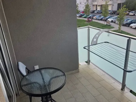 Izdavanje, stan, 38m², Pobrežje, Podgorica - image 7