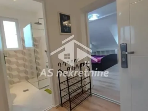 Rent, two bedroom apartment, 47m², Đeram Pijaca, Beograd - image 13