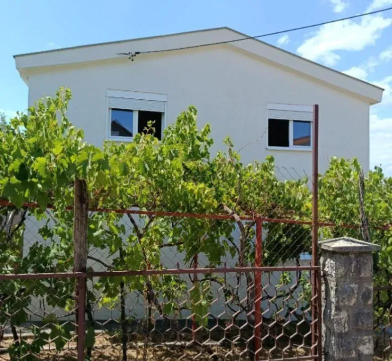 Sale, house, 182m², Dobre Vode, Bar