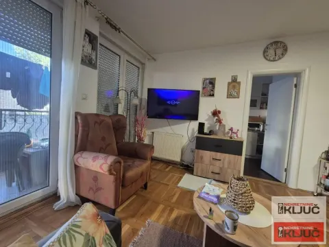 Prodaja, dvosoban stan, 64m², Centar, Novi Sad - image 3