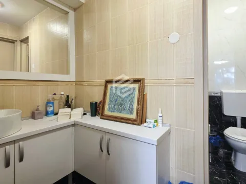 Rent, office space, 129m², Preko Morače, Podgorica - image 13