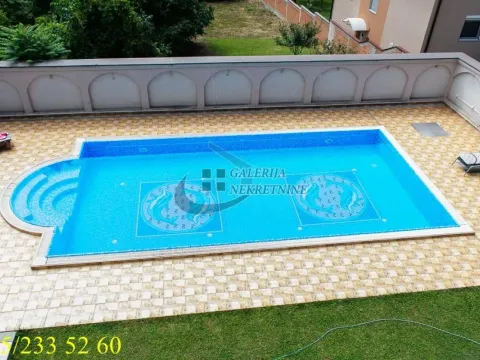 Sale, house, 635m², Farmaceutski Fakultet, Voždovac Sve Podlokacije - image 31