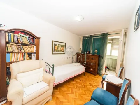 Izdavanje, trosoban stan, 100m², Preko Morače, Podgorica - image 9