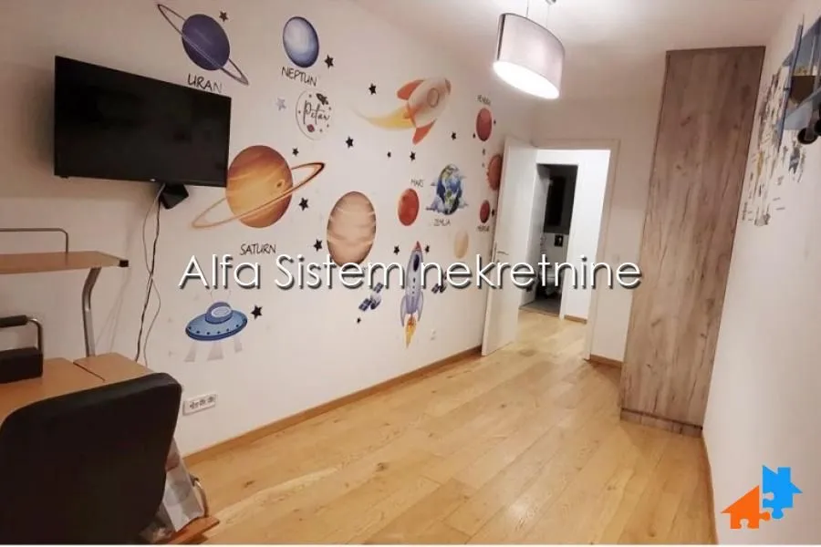 Izdavanje, trosoban stan, 72m², Cvetkova Pijaca, Zvezdara Sve Podlokacije