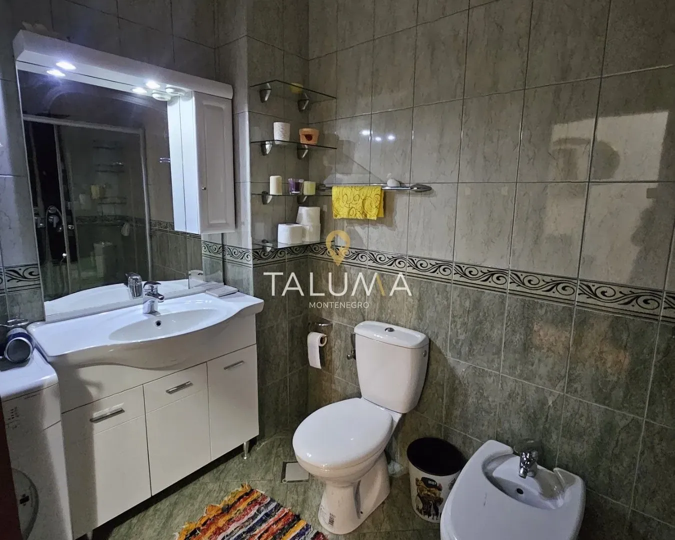 Rent, three bedroom apartment, 100m², Gorica C, Podgorica