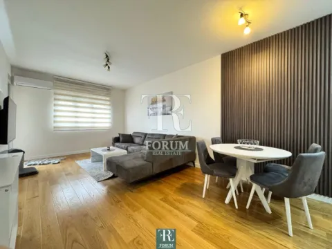 Izdavanje, jednosoban stan, 50m², Central Point, Podgorica - image 3