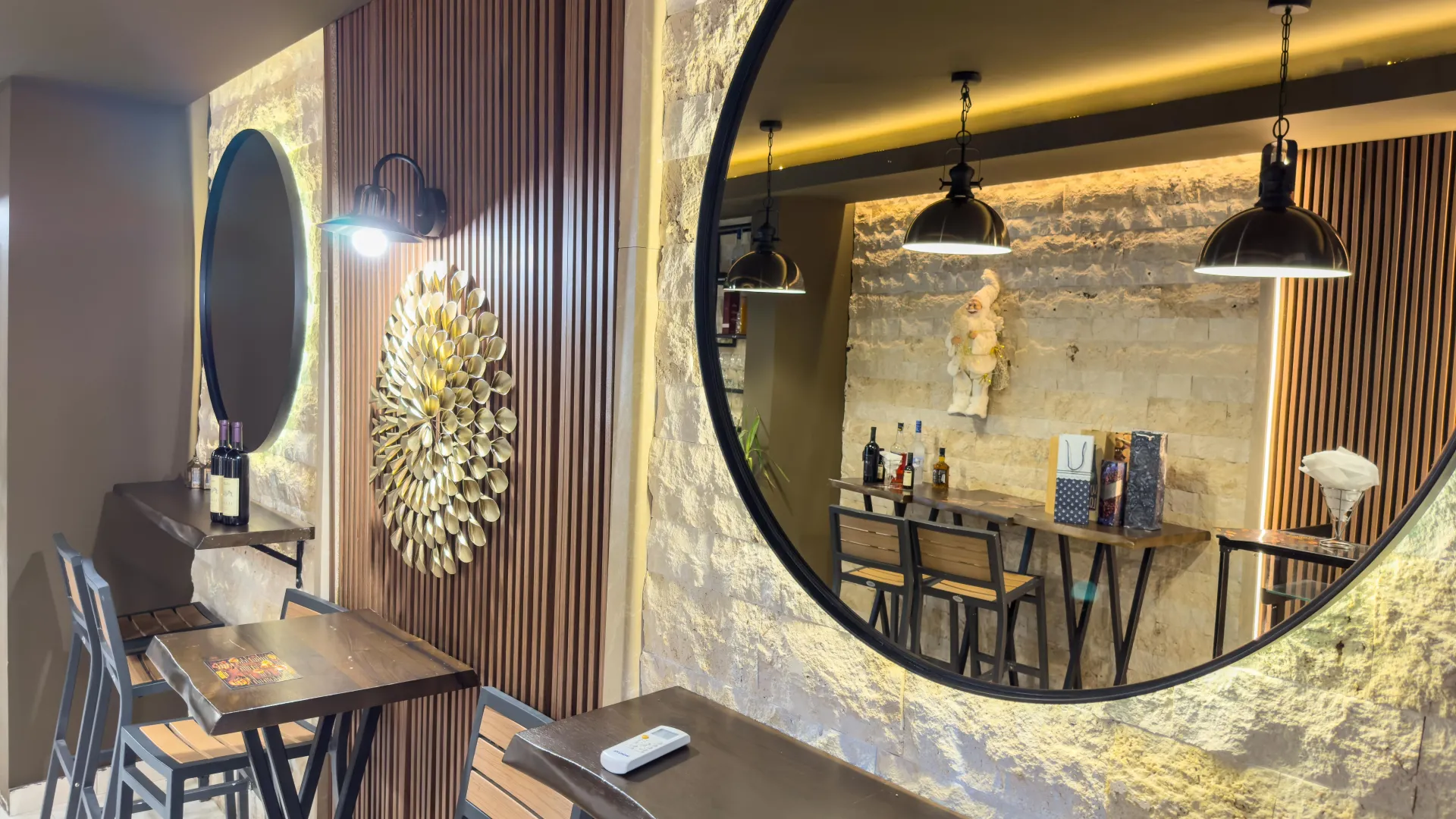 Rent, office space, 50m², Stari Grad, Budva