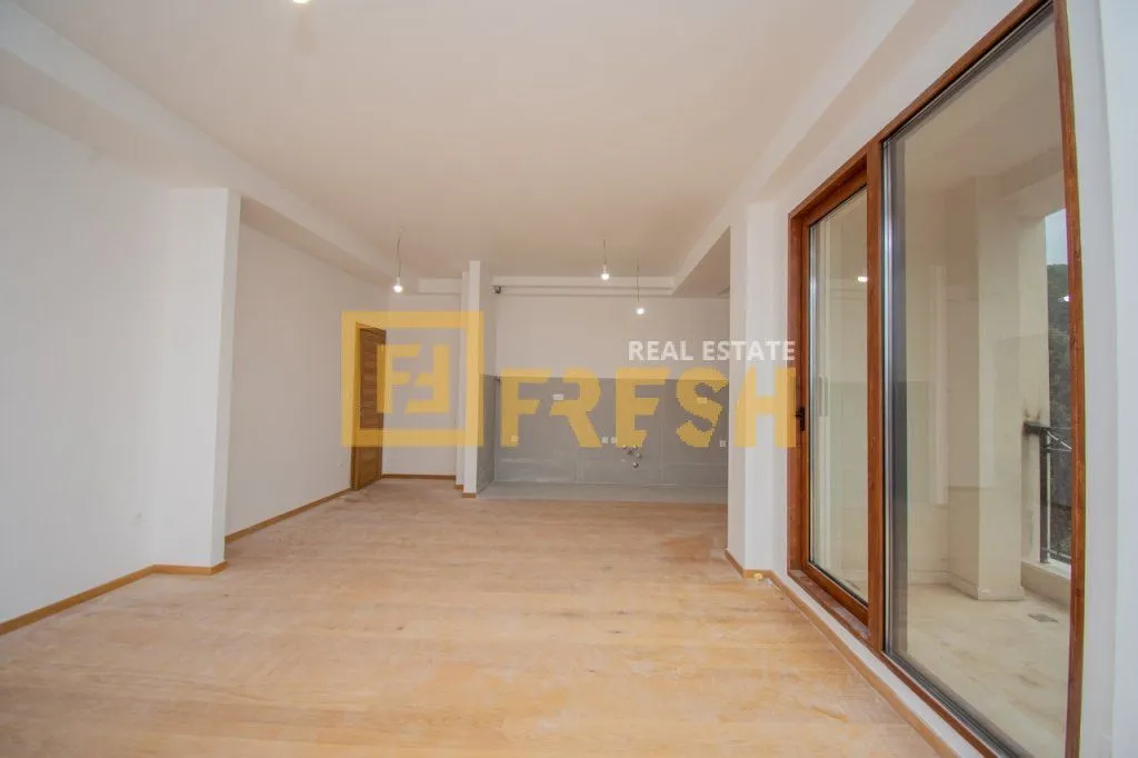 Rent, four bedroom apartment, 150m², Centar, Podgorica