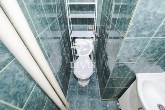 Prodaja, trosoban stan, 60m², Savski Trg, Beograd