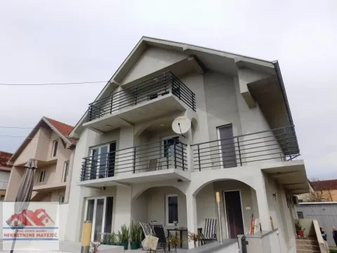 Sale, house, 250m², Ćava, Kragujevac - image 35