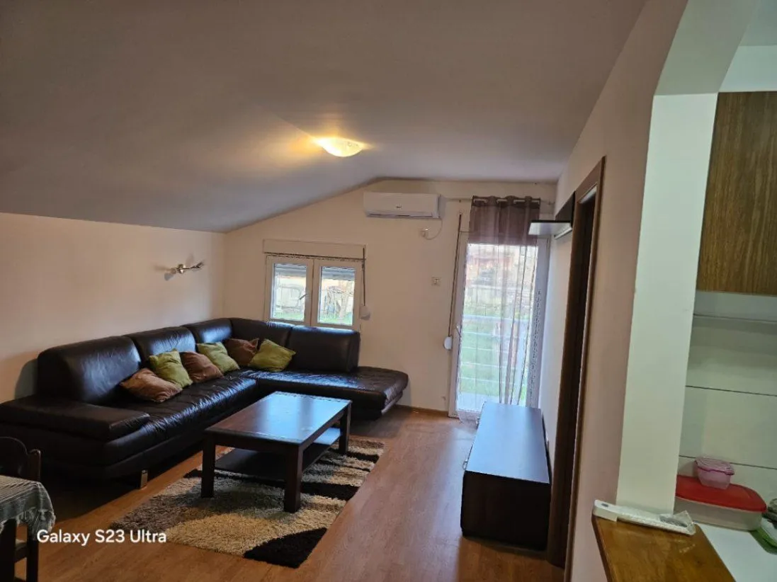 Rent, two bedroom apartment, 50m², Stari Aerodrom, Podgorica