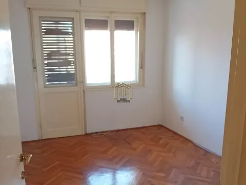 Sale, two bedroom apartment, 85m², Gintaš, Podgorica - image 10