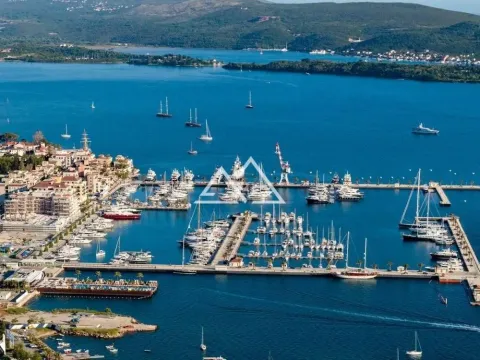 Prodaja, jednosoban stan, 63m², Tivat, Crna Gora - image 5
