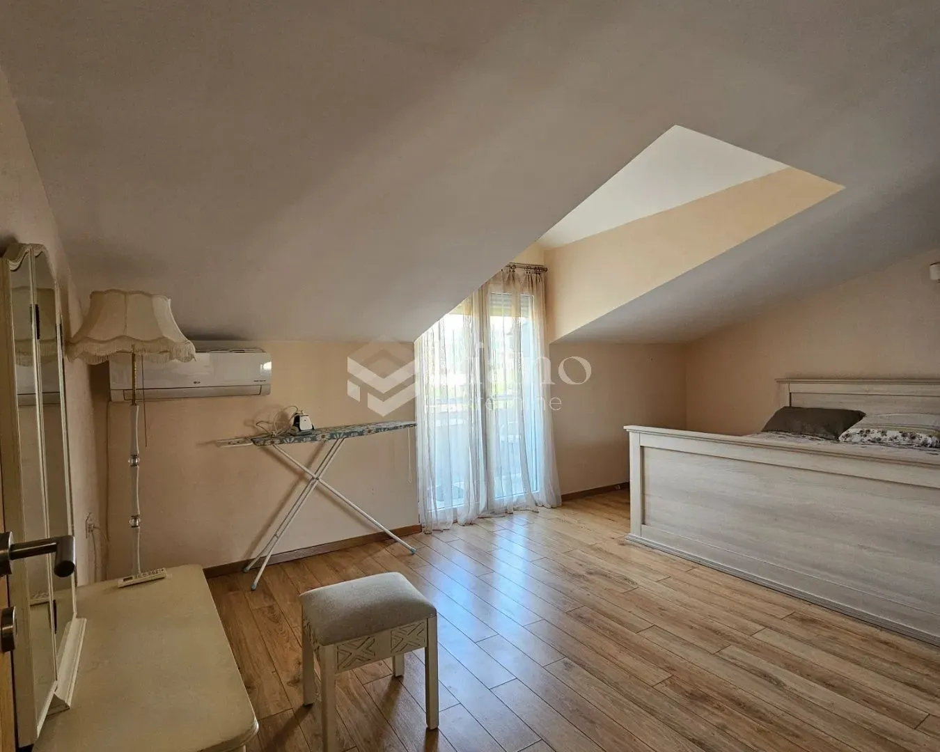 Rent, three bedroom apartment, 140m², Zabjelo, Podgorica