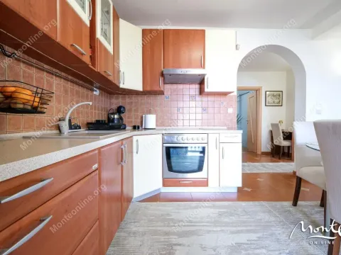 Prodaja, kuća, 210m², Krašići, Tivat - image 4