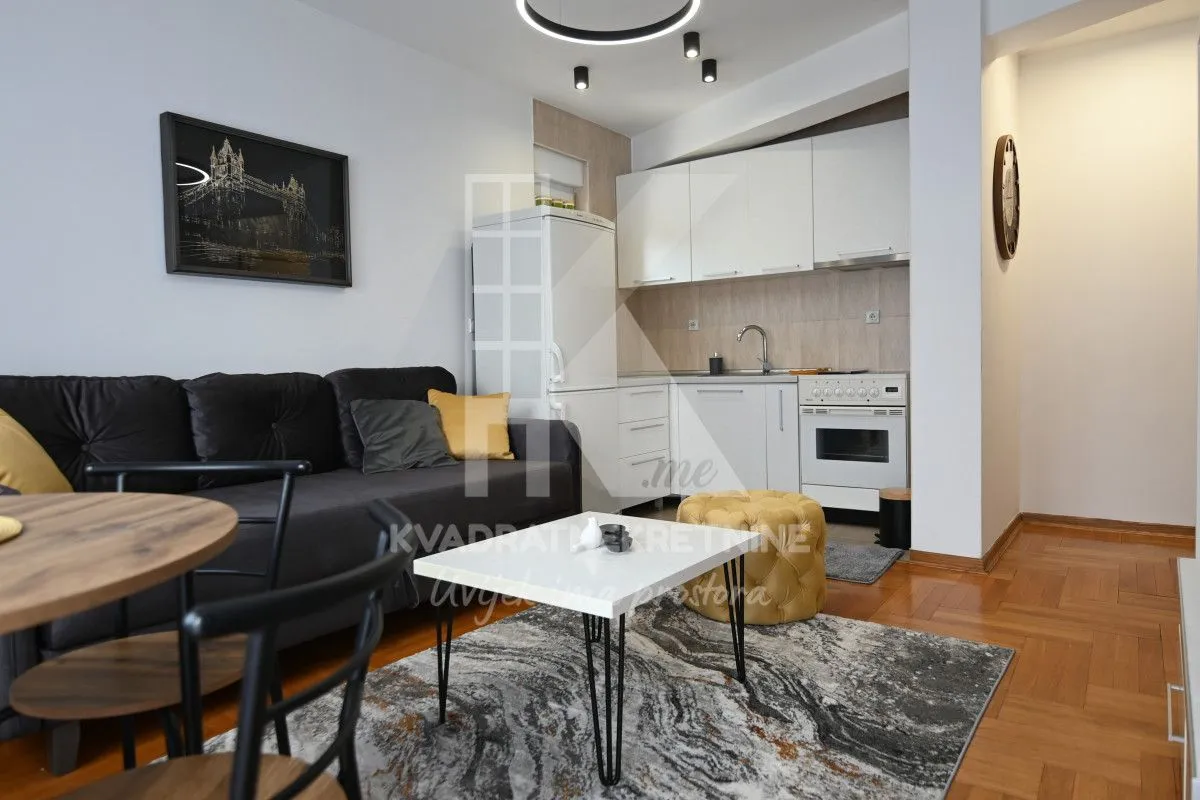 Sale, one bedroom apartment, 37m², Centar, Podgorica