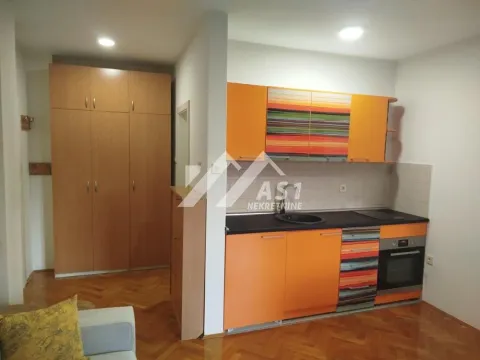 Izdavanje, stan, 25m², Grbavica, Novi Sad Sve Podlokacije - image 3