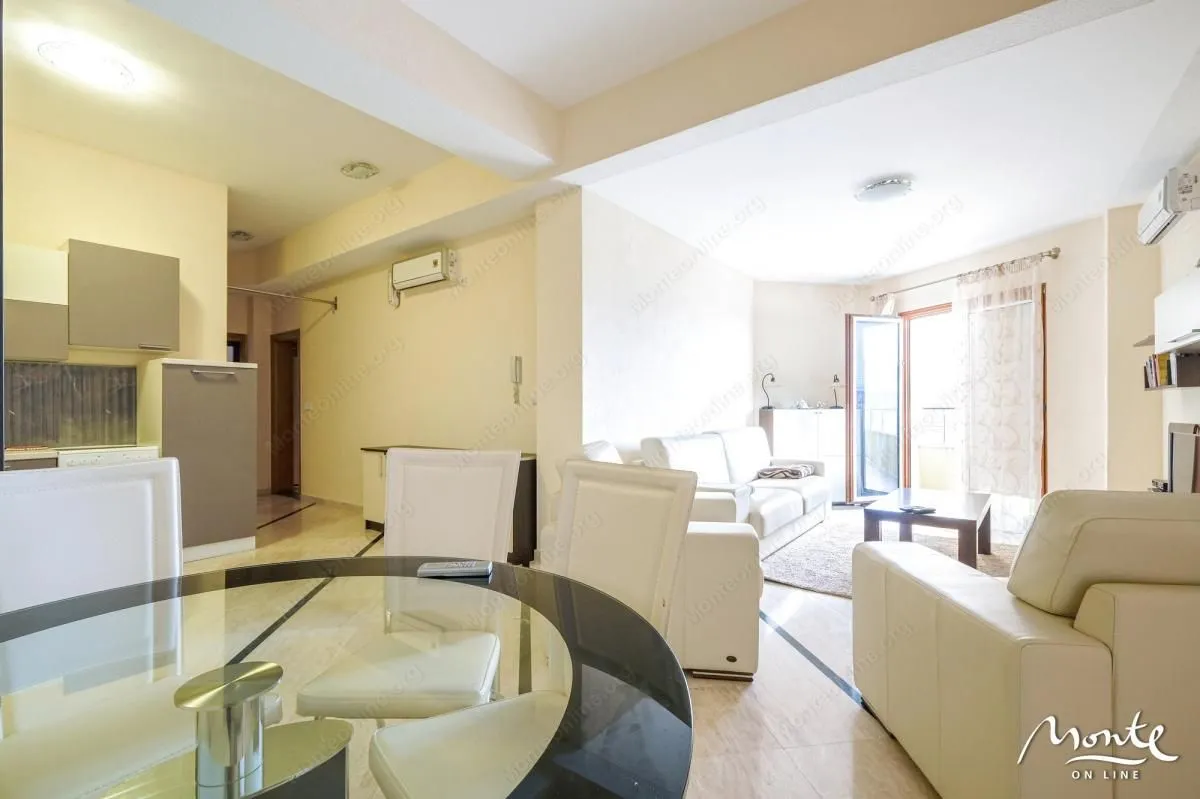 Prodaja, jednosoban stan, 64m², Igalo, Herceg Novi