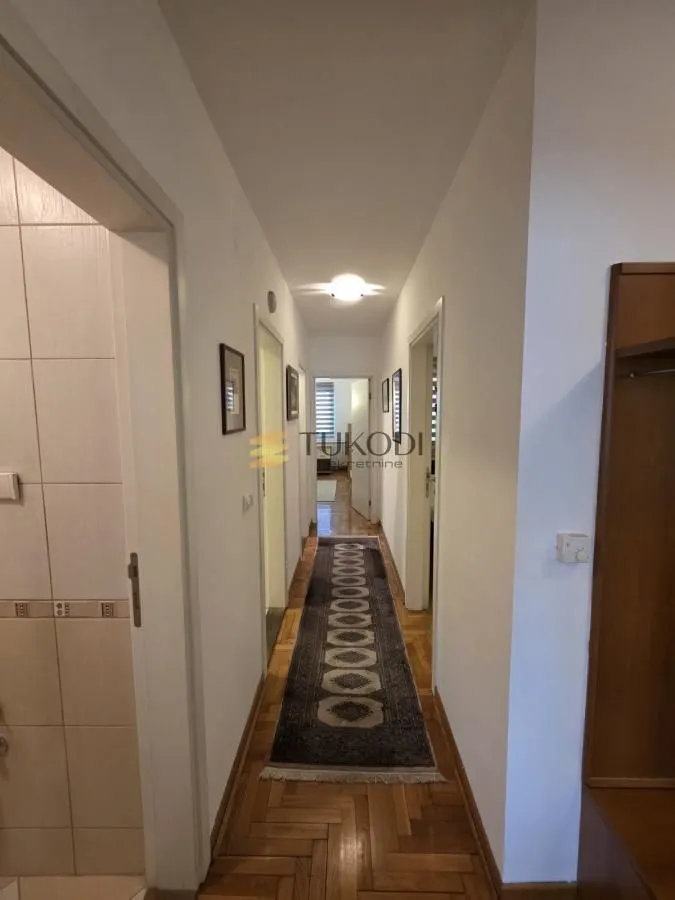 Rent, three bedroom apartment, 100m², Lekino Brdo, Voždovac Sve Podlokacije