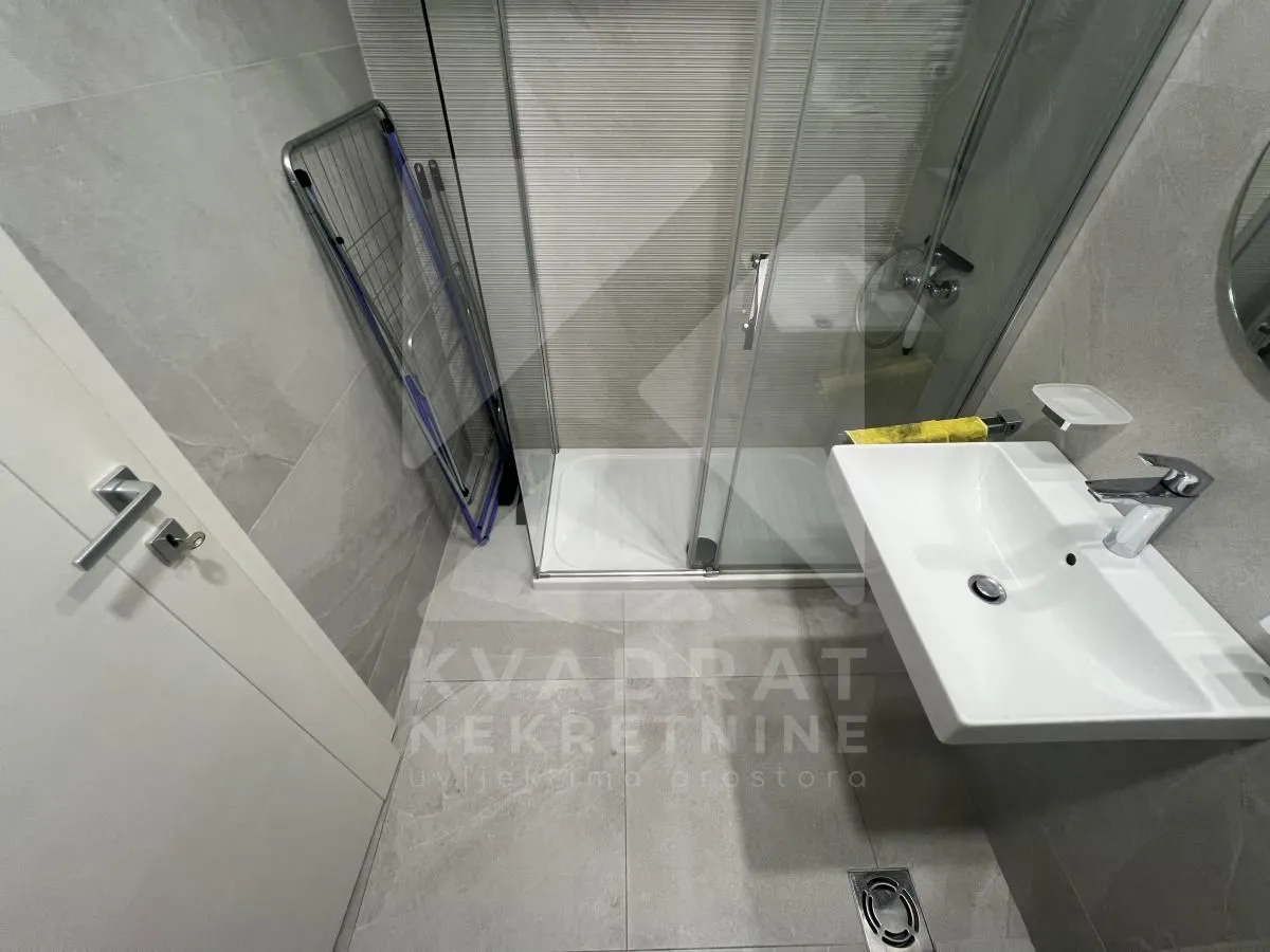 Rent, one bedroom apartment, 49m², Central Point, Podgorica