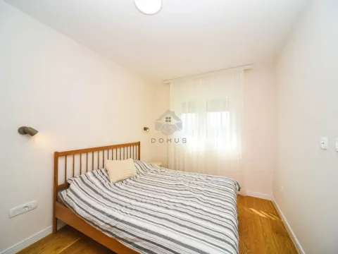 Izdavanje, jednosoban stan, 40m², Pobrežje, Podgorica - image 8