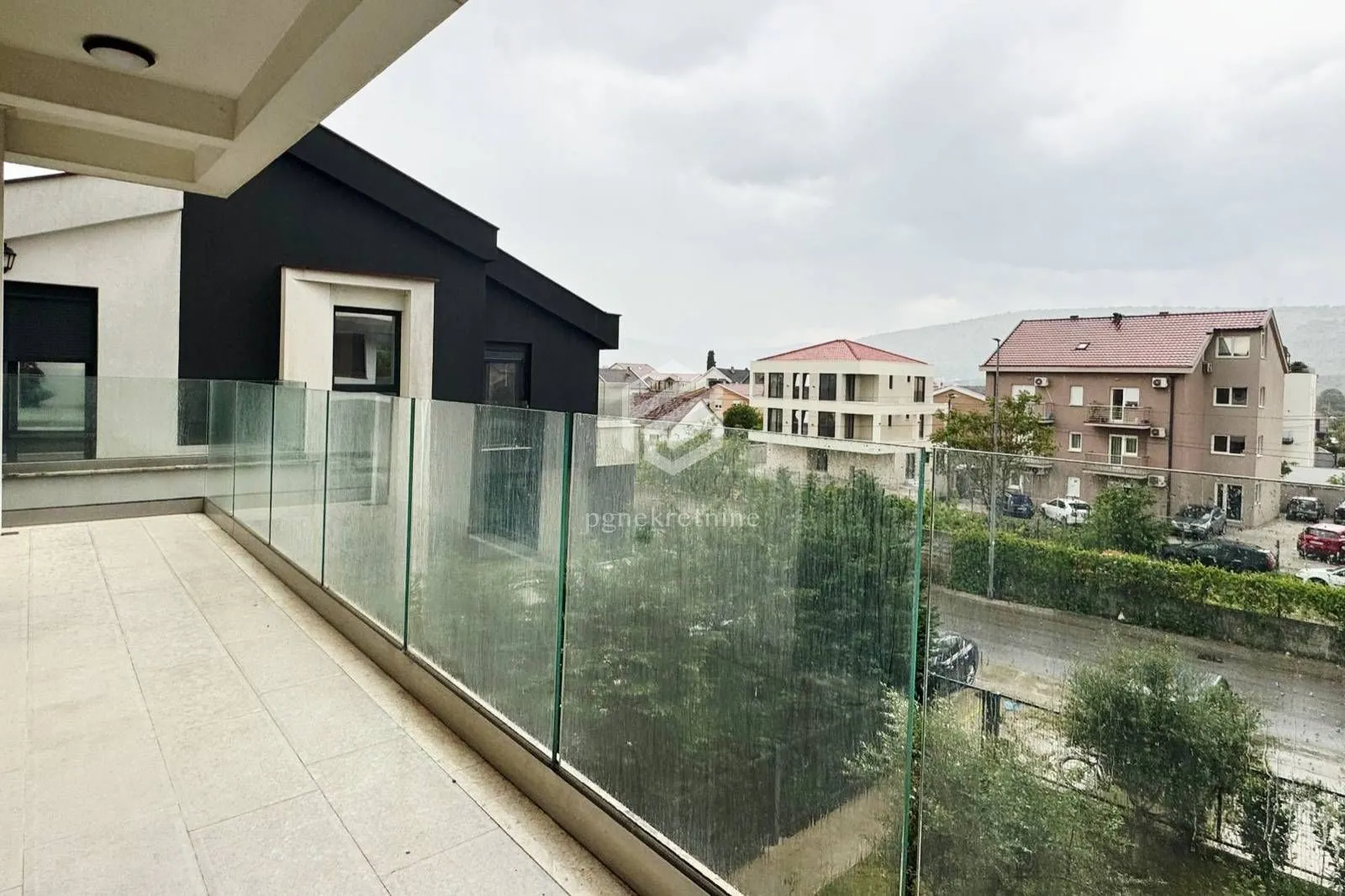 Rent, two bedroom apartment, 100m², Dalmatinska ulica, Podgorica