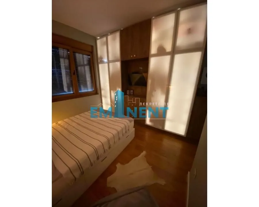 Izdavanje, stan, 41m², Savski Venac, Beograd