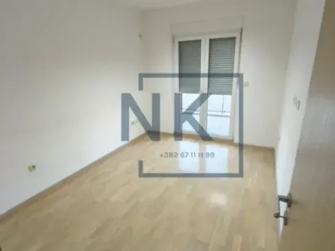 Izdavanje, jednosoban stan, 47m², City Kvart, Podgorica - image 1