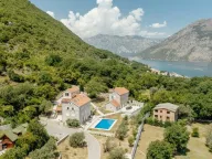 Prodaja, kuća, 800m², Prčanj, Kotor - image 2