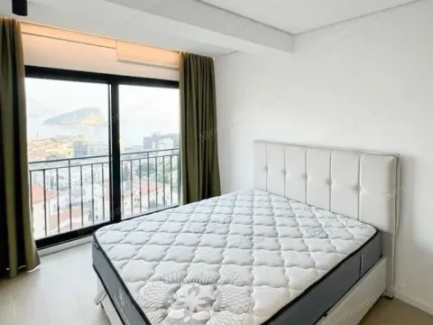 Sale, three bedroom apartment, 262m², Budva, Crna Gora - image 18