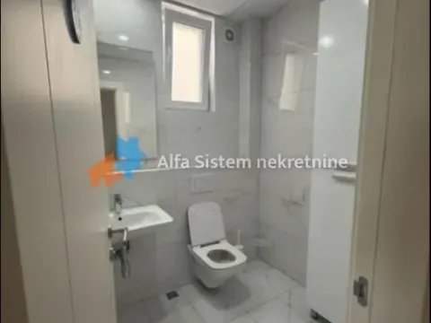 Rent, four bedroom apartment, 130m², Savski Venac, Beograd - image 16