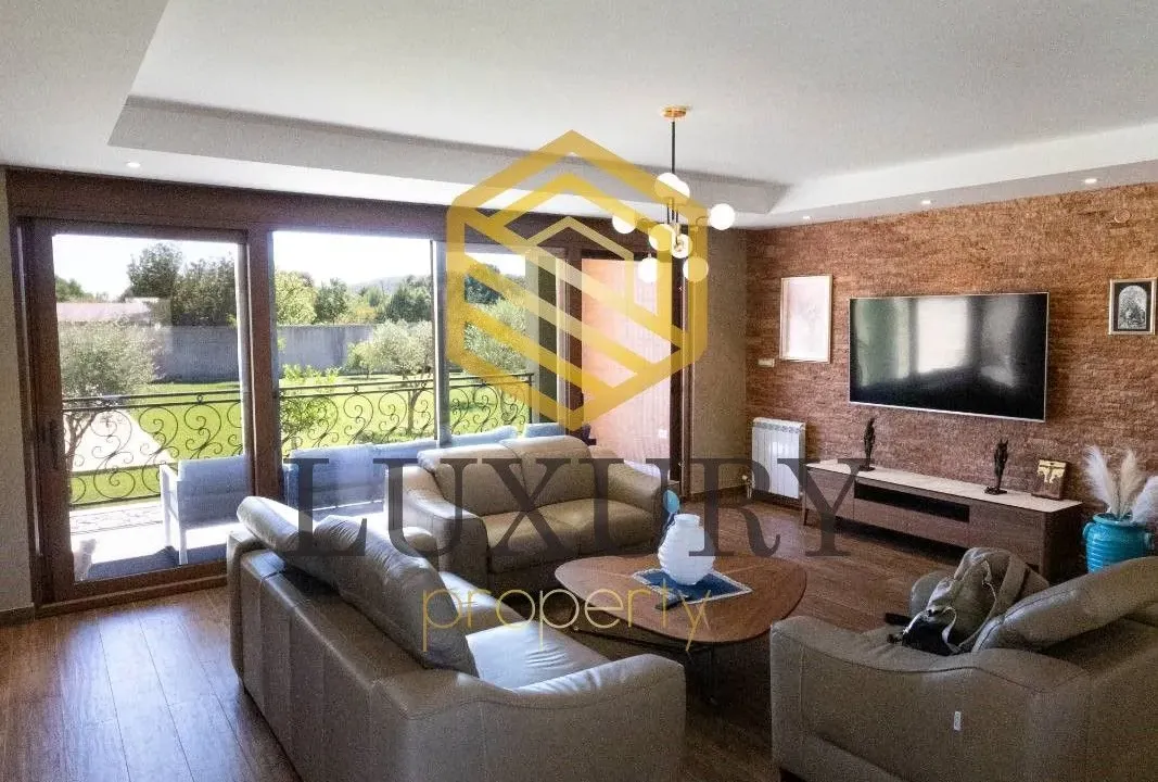 Rent, house, 220m², Ćurilac, Danilovgrad
