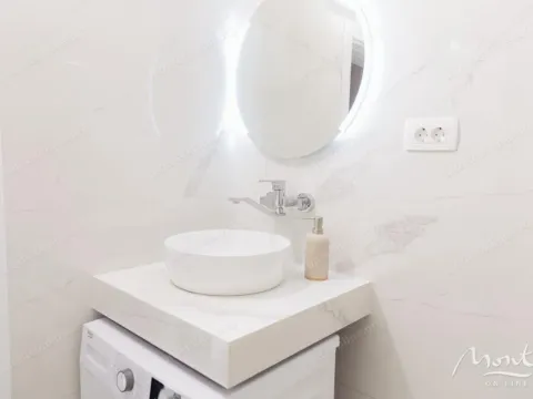 Prodaja, dvosoban stan, 74m², Sveti Stefan, Budva - image 19