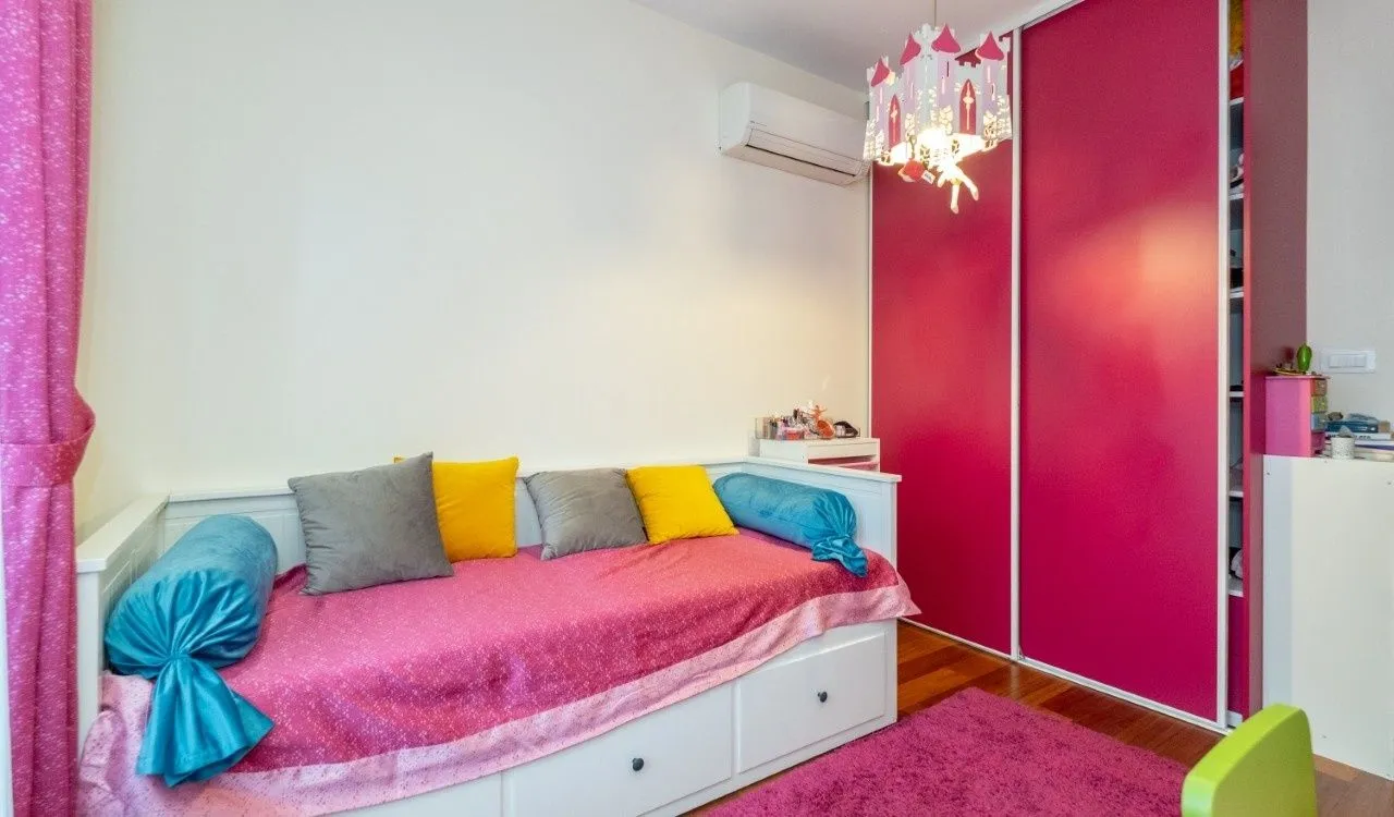 Prodaja, dvosoban stan, 64m², Podgorica, Crna Gora