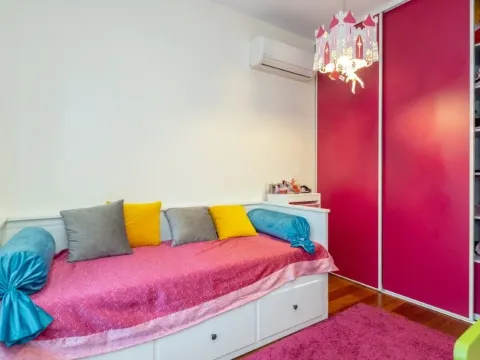 Sale, two bedroom apartment, 64m², Podgorica, Crna Gora - image 4