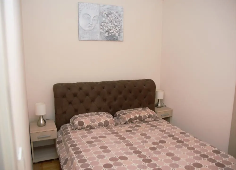 Sale, two bedroom apartment, 64m², Kluz, Zvezdara Sve Podlokacije