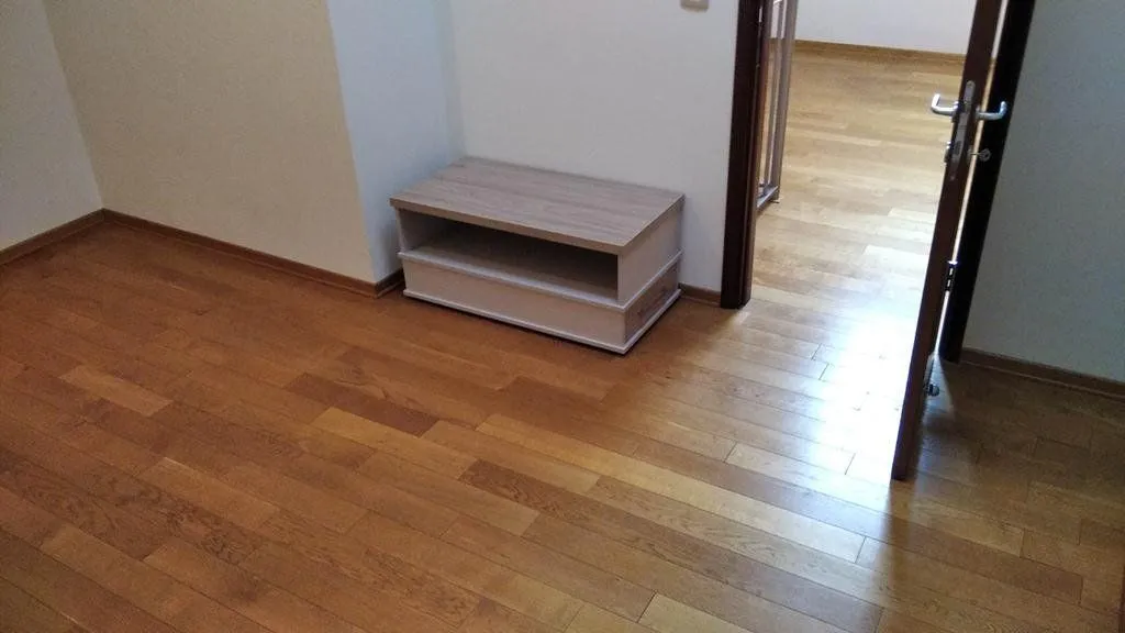 Izdavanje, trosoban stan, 120m², City Kvart, Podgorica