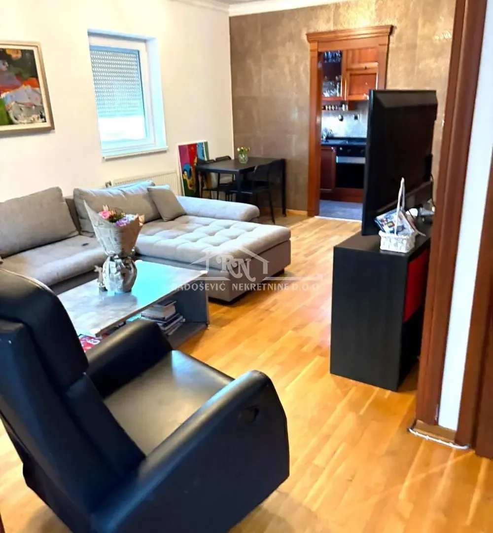 Sale, four bedroom apartment, 95m², Skojevsko Naselje, Beograd