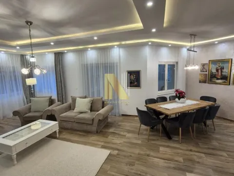 Prodaja, kuća, 550m², Sremska Kamenica, Petrovaradin - image 8