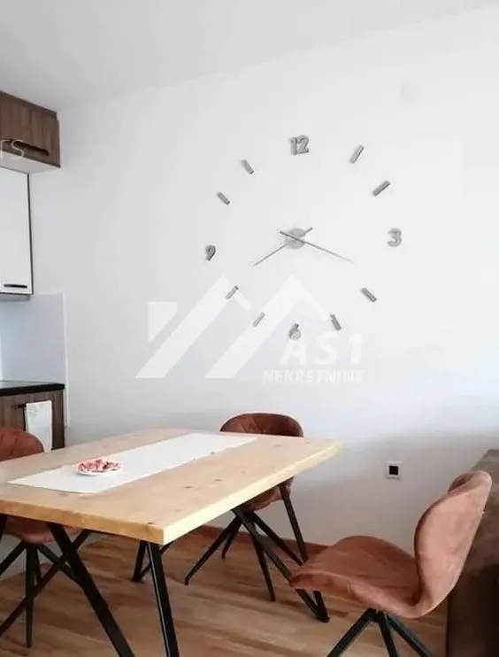 Izdavanje, trosoban stan, 69m², Sajam, Novi Sad Sve Podlokacije