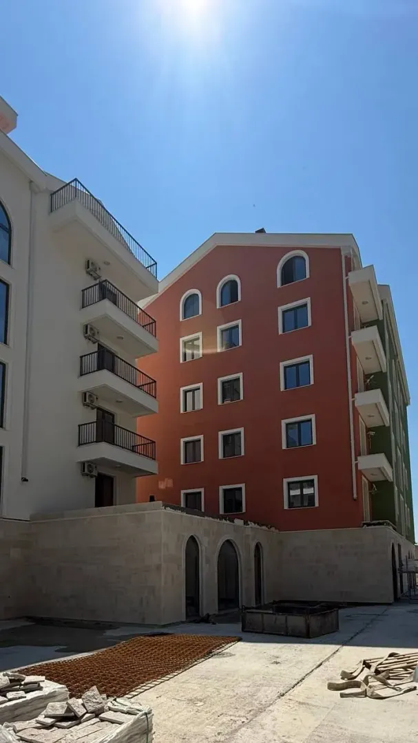 Prodaja, jednosoban stan, 40m², Centar, Tivat