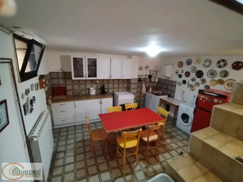 Izdavanje, četvorosoban stan, 74m², Voždovac Sve Podlokacije, Beograd - image 6