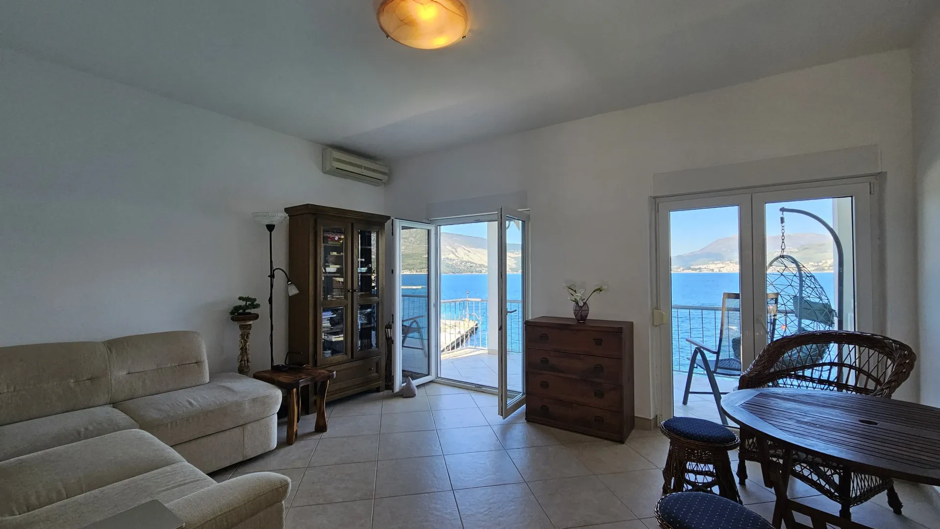 Prodaja, dvosoban stan, 71m², Rose, Herceg Novi